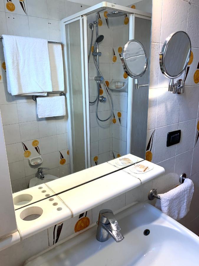 Como Lake Milano Dream Apartment Guanzate Luaran gambar
